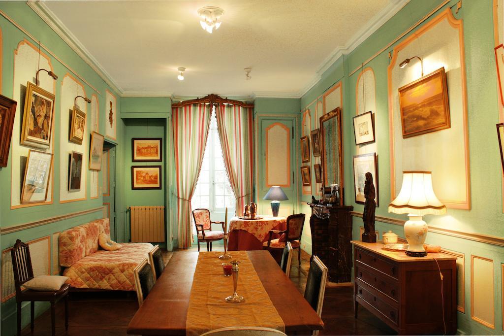 Chateau Du Bois Glaume Poligné Camera foto